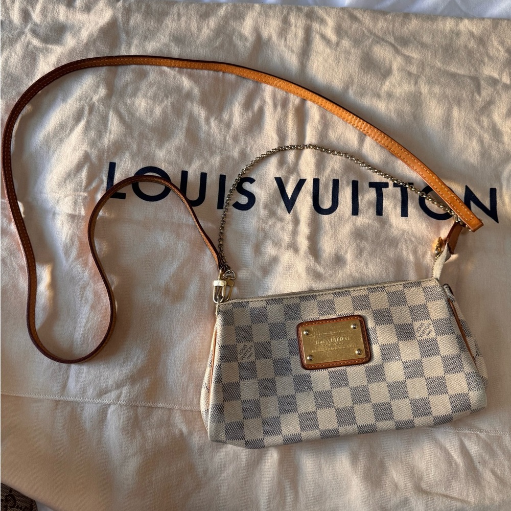 Louis Vuitton Eva Damier Pouch Shoulder Bag white